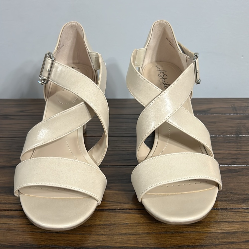 LifeStride Womens Carlyle Almond Milk Ankle Strap Heels Size 10 Medium (B, M)